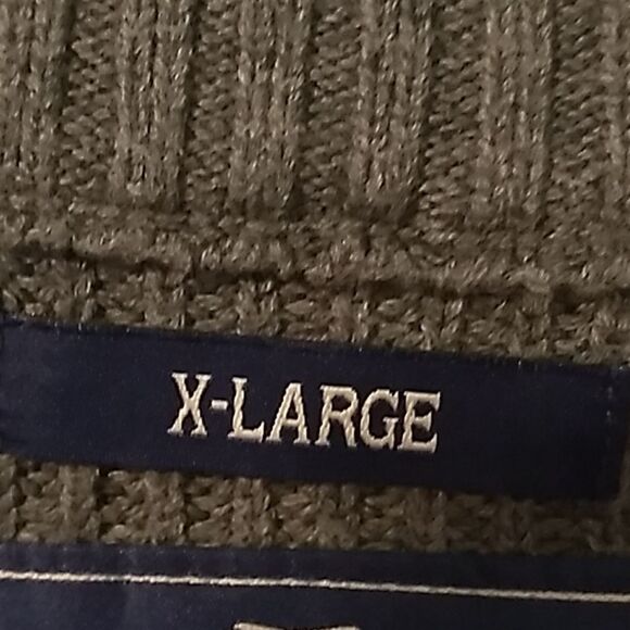 American Rag Gray/White Sweater. Sz XL - Picture 7 of 7